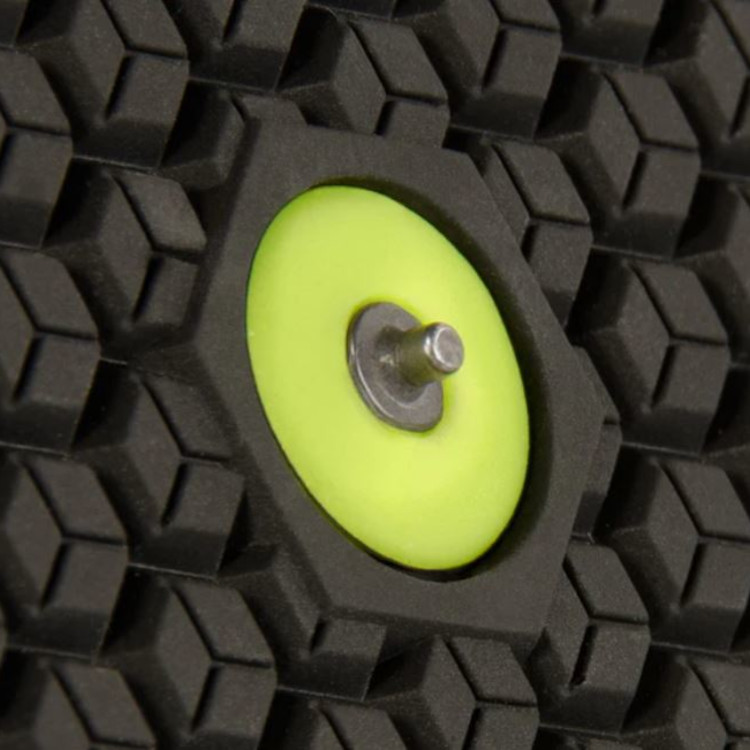Korkers Ice Runner with BOA Lacing System - Image 4